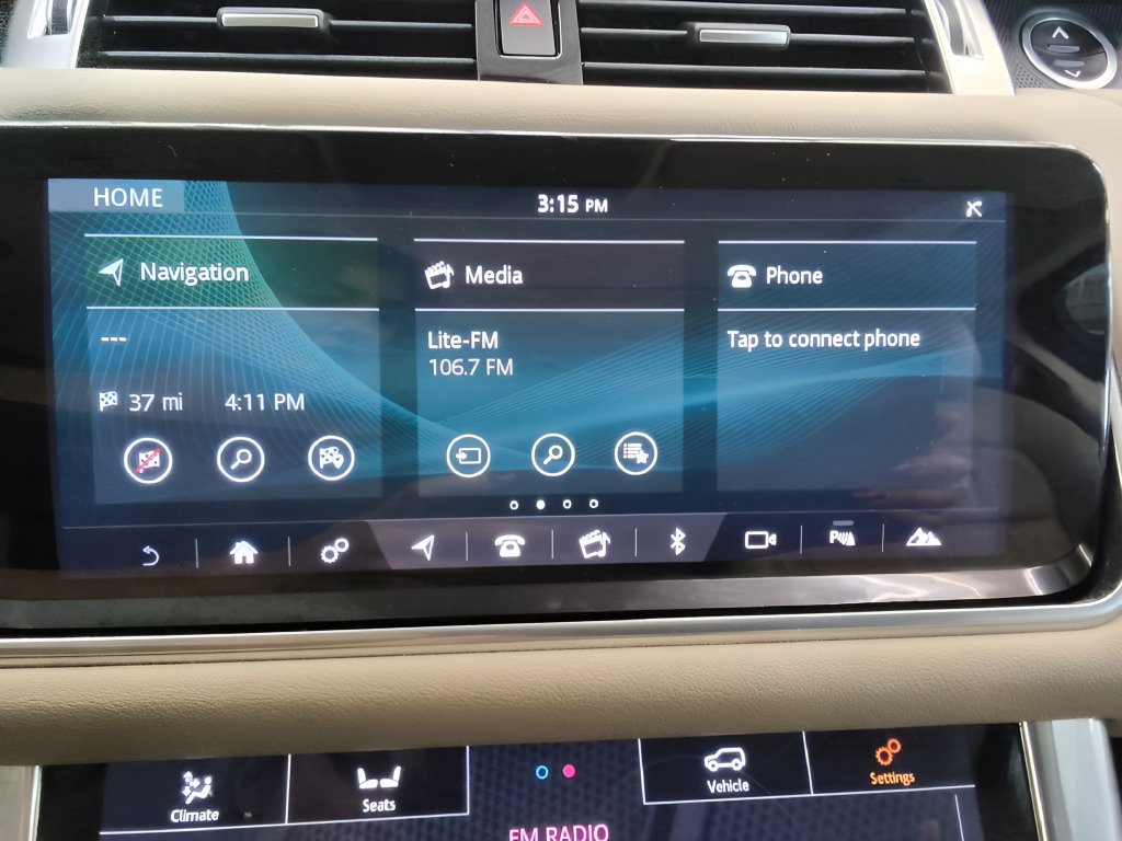 Used 2018 Land Rover Range Rover Sport HSE AWD/4WD image 18