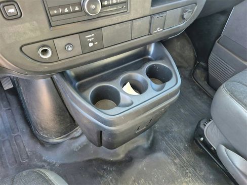 Used 2021 GMC Savana 2500 w/ Driver Convenience Package image 20