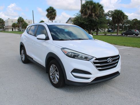 Used 2018 Hyundai Tucson SE FWD image 19