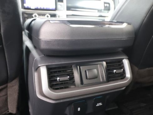 Used 2023 Ford F150 Lariat w/ Bed Utility Package RWD image 12