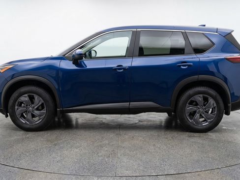 Used 2025 Nissan Rogue SV FWD image 5