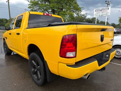 Used 2019 RAM 1500 Express w/ Wheel & Sound Group AWD/4WD image 7