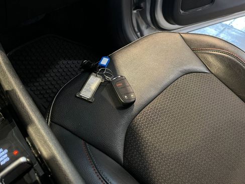 Used 2025 Jeep Compass Trailhawk image 21