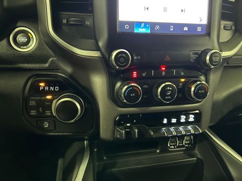 Used 2022 RAM 1500 Big Horn image 25