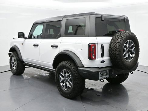 Used 2025 Ford Bronco Badlands AWD/4WD image 5