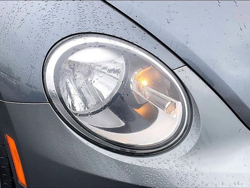 Used 2012 Volkswagen Beetle Turbo image 31