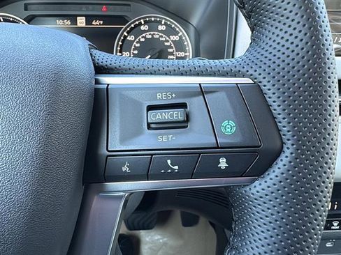 New 2025 Mitsubishi Outlander SE image 20