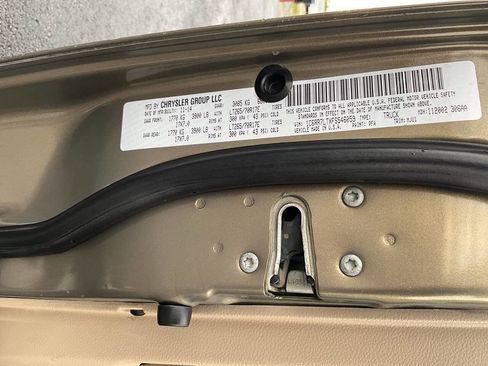 Used 2015 RAM 1500 Outdoorsman image 20