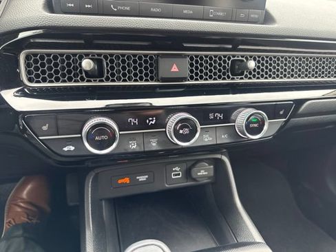 Used 2024 Honda Civic EX image 24