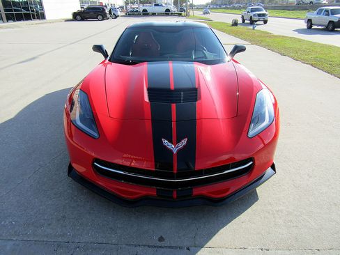 Used 2014 Chevrolet Corvette Stingray Coupe w/ 2LT Preferred Equipment Group image 2