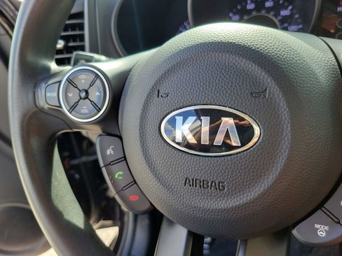 Used 2016 Kia Soul image 25