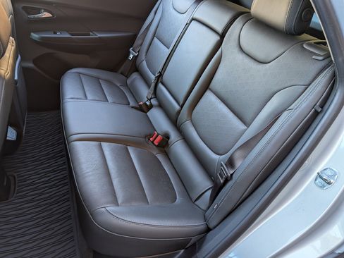 Used 2022 Chevrolet Bolt LT w/ Infotainment Package image 17