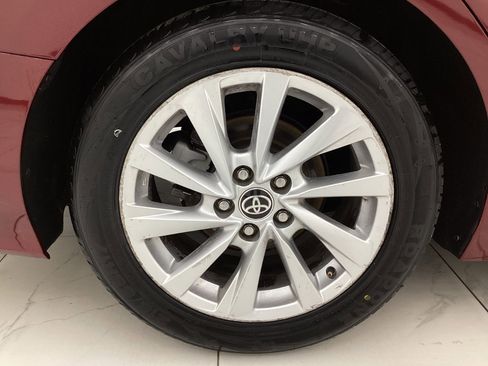 Used 2021 Toyota Camry LE image 46