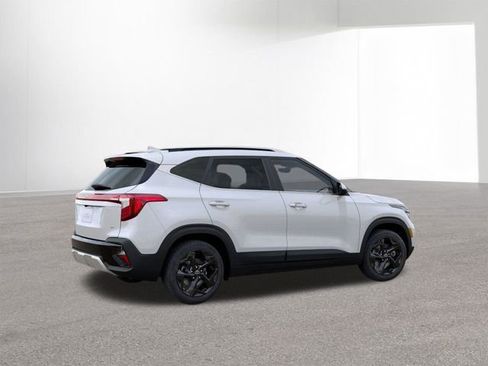 New 2026 Kia Seltos EX w/ EX Sunroof Package image 6