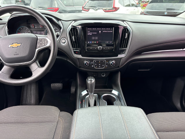 Used 2020 Chevrolet Traverse LS AWD/4WD image 11