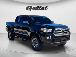 Used 2016 Toyota Tacoma Limited w/ Towing Package video 2