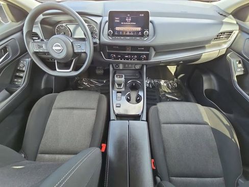 Used 2024 Nissan Rogue SV image 20