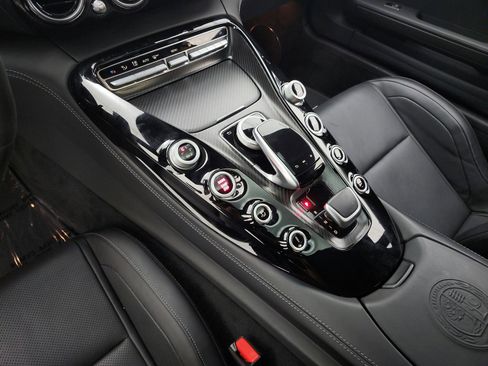 Used 2018 Mercedes-Benz AMG GT S image 12