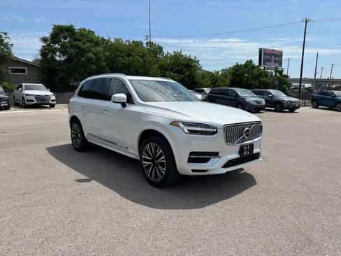 Certified 2023 Volvo XC90 T8 Core image 7