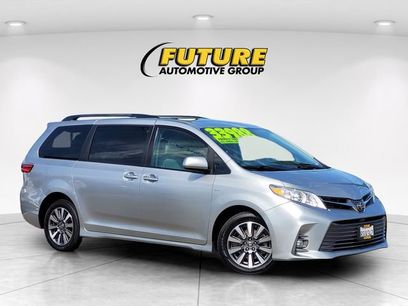 Used 2020 Toyota Sienna XLE