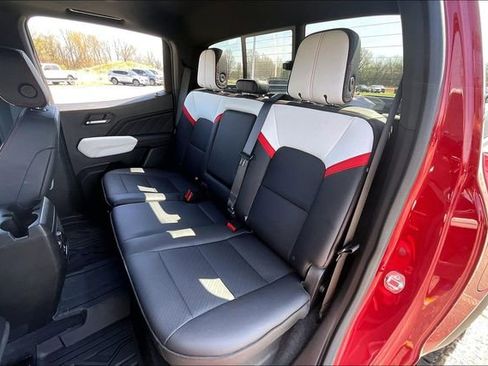 Used 2023 GMC Canyon AT4X w/ Edition 1 AWD/4WD image 23