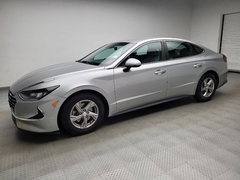 Used 2021 Hyundai Sonata SE FWD image 2
