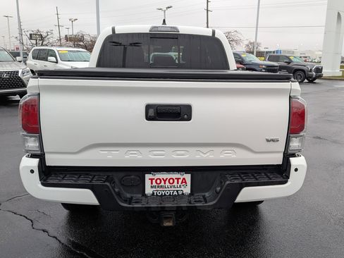 Used 2023 Toyota Tacoma TRD Sport image 7