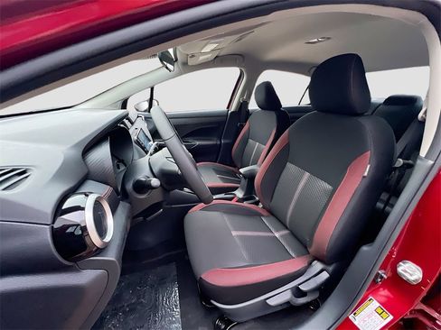New 2025 Nissan Versa SR image 19