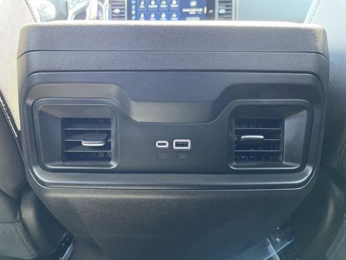 Used 2025 Chevrolet Silverado 1500 LT Trail Boss w/ Convenience Package II AWD/4WD image 45