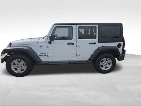 Used 2018 Jeep Wrangler Unlimited Sport S AWD/4WD image 4