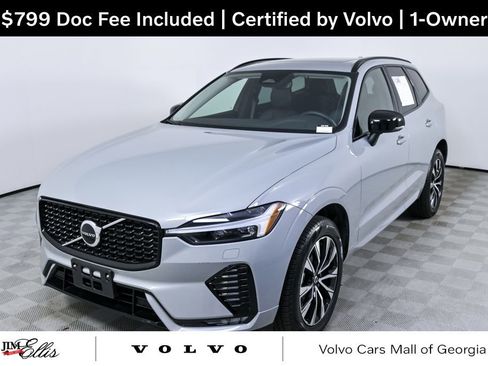 Used 2025 Volvo XC60 B5 Core AWD/4WD image 1