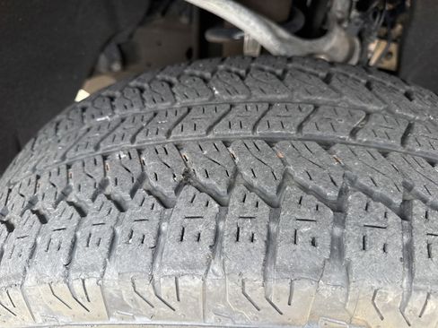 Used 2021 GMC Sierra 1500 AT4 w/ AT4 Value Package image 9