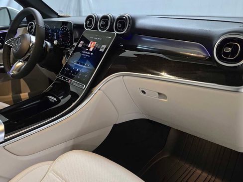 New 2026 Mercedes-Benz GLC 300 4MATIC image 11