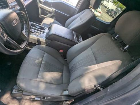 Used 2018 Ford F150 XLT w/ Equipment Group 302A Luxury AWD/4WD image 15