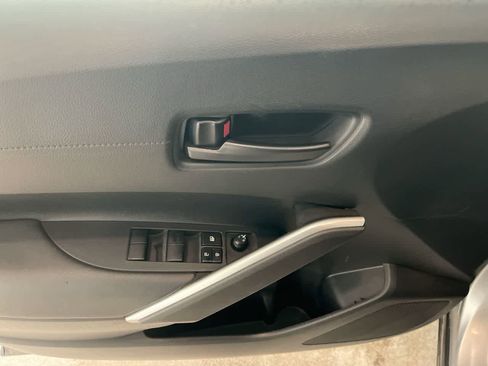 Certified 2024 Toyota Corolla Cross SE image 13