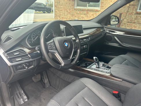 Used 2017 BMW X5 xDrive40e image 19