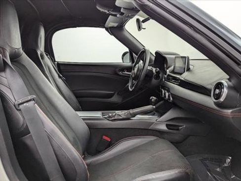 Used 2019 FIAT 124 Spider URBANA EDITION image 16