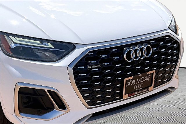 Used 2023 Audi Q5 2.0T Premium Plus w/ Premium Plus Package AWD/4WD image 30