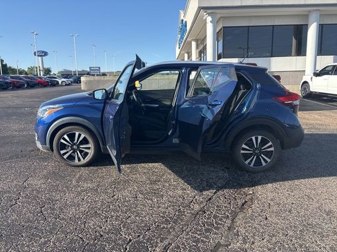 Used 2020 Nissan Kicks SV FWD image 4