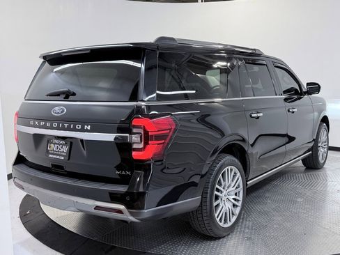 Used 2022 Ford Expedition Max Limited image 4