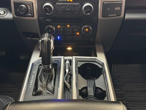Used 2015 Ford F150 Lariat w/ Equipment Group 502A Luxury RWD image 15