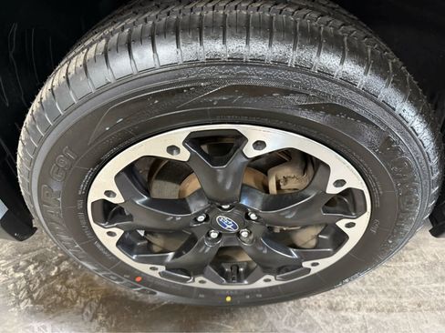 Used 2023 Subaru Crosstrek 2.0i Premium image 37