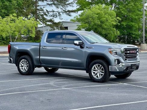 Used 2022 GMC Sierra 1500 SLT w/ SLT Premium Plus Package AWD/4WD image 10