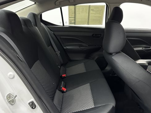 Used 2023 Nissan Versa S w/ Trunk Package image 30