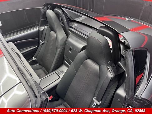 Used 2019 MAZDA MX-5 Miata RF Club RWD image 9