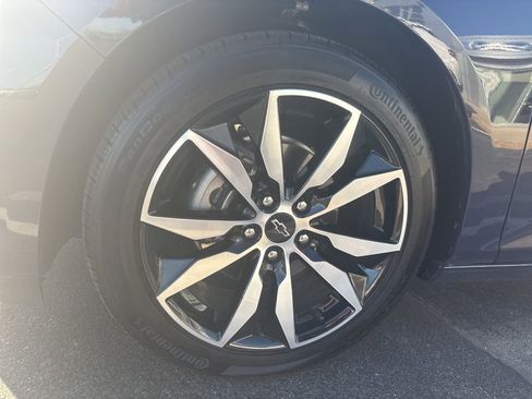 Used 2025 Chevrolet Malibu RS image 13