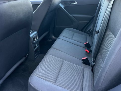 Used 2014 Volkswagen Tiguan S AWD/4WD image 12