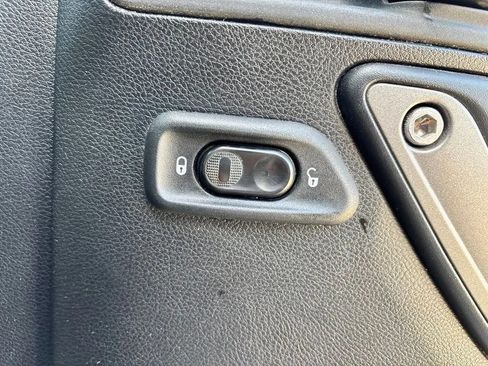 Used 2012 Jeep Wrangler Sport AWD/4WD image 20