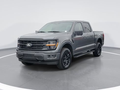 New 2026 Ford F150 XLT w/ Equipment Group 302A MID image 1