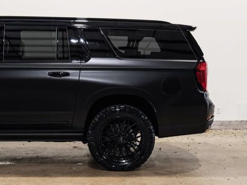 Used 2026 GMC Yukon XL Denali Ultimate AWD/4WD image 43